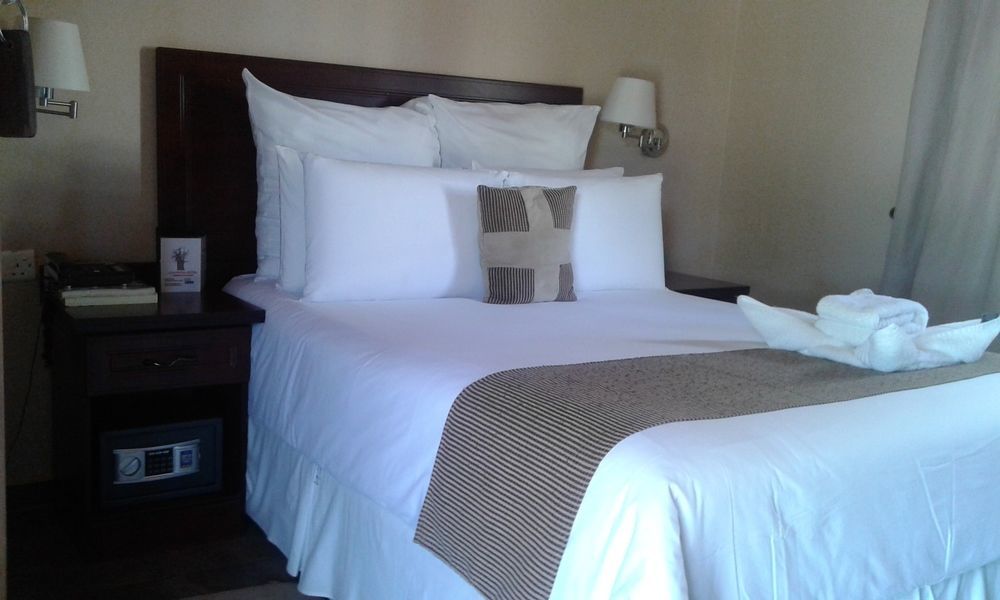 Adansonia Hotel ฟรานซิสทาวน์ ภายนอก รูปภาพ